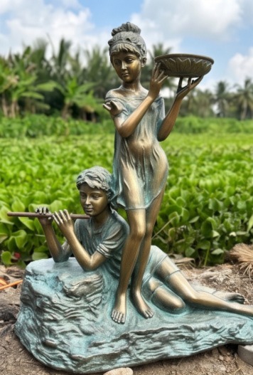Statue image 