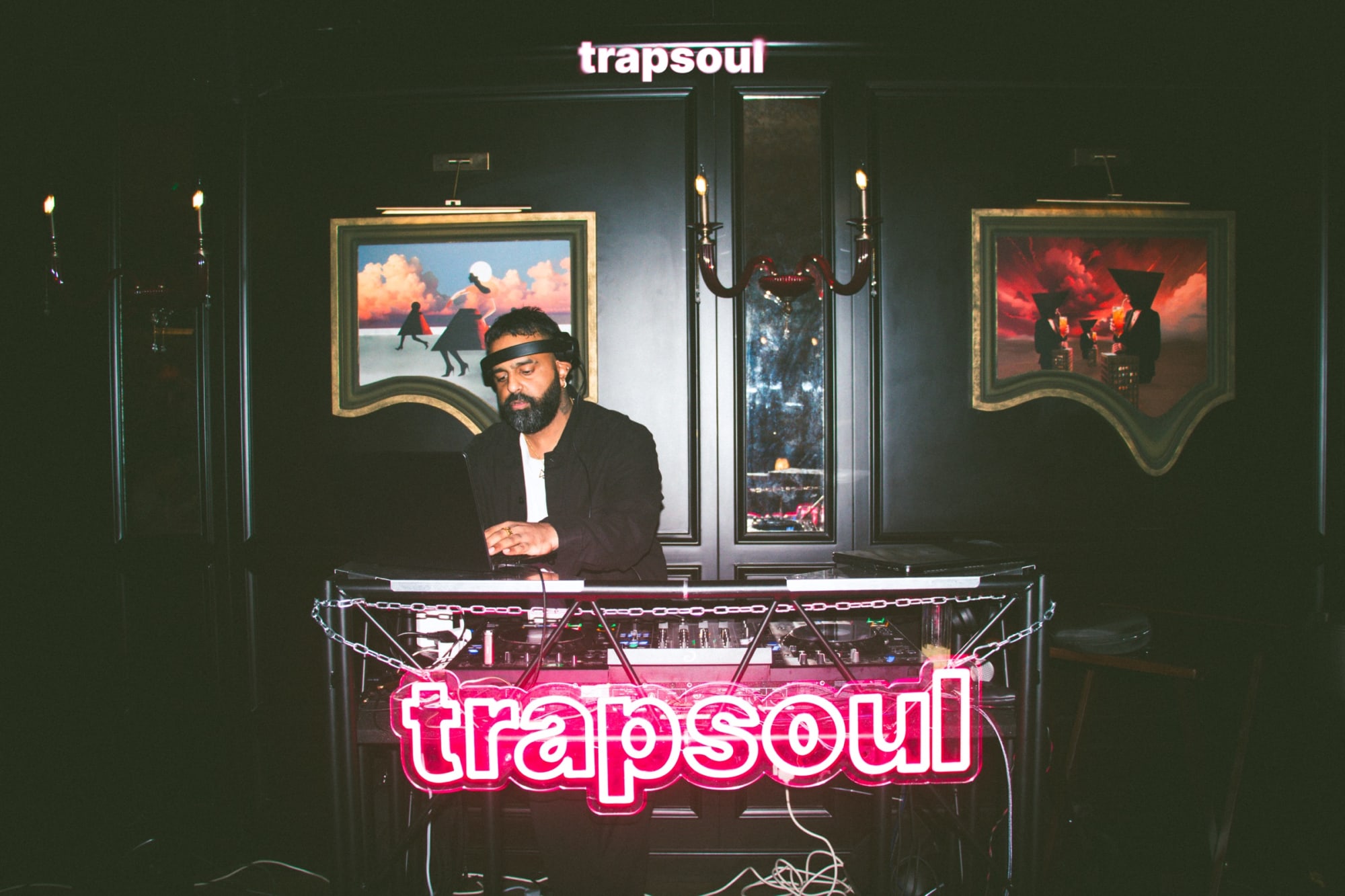 inside a trapsoul night at Maison Dalí