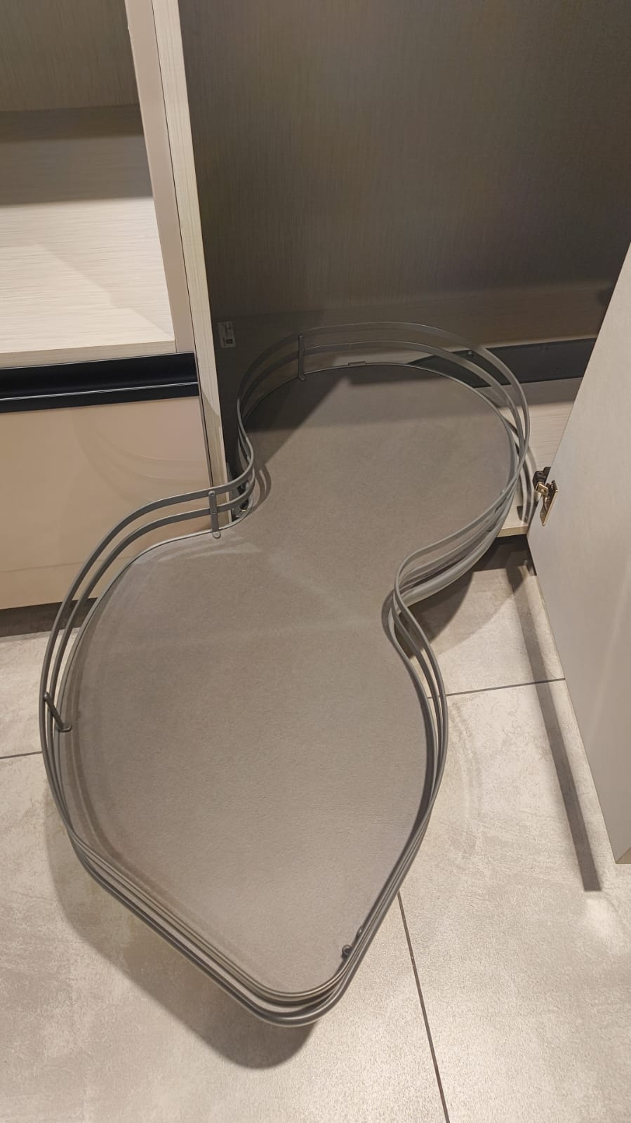 Hettich CargoMan Corner Pull Out 450 RH 900/1000 mm width - Anthracite Finish