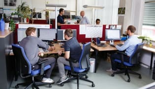 Magna - Arbeitsplatz