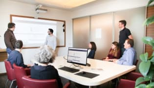 UPPER Solutions GmbH - Arbeitsplatz