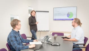 incubed IT GmbH - Arbeitsplatz