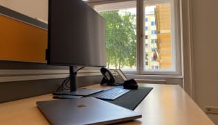 s-team IT solutions - Arbeitsplatz