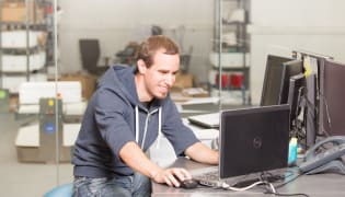 incubed IT GmbH - Arbeitsplatz