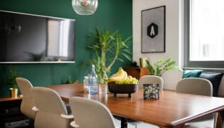 all about apps GmbH - Arbeitsplatz