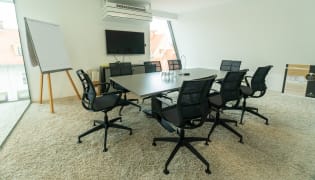 Denovo GmbH - Arbeitsplatz