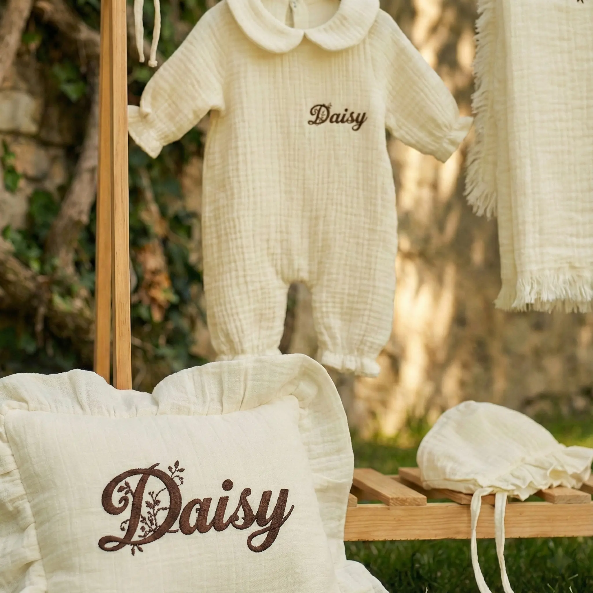 Choosing a Baby’s First Outfit as a Keepsake