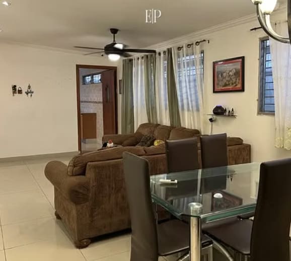 Se vende casa en Chanis-con paneles solares 3