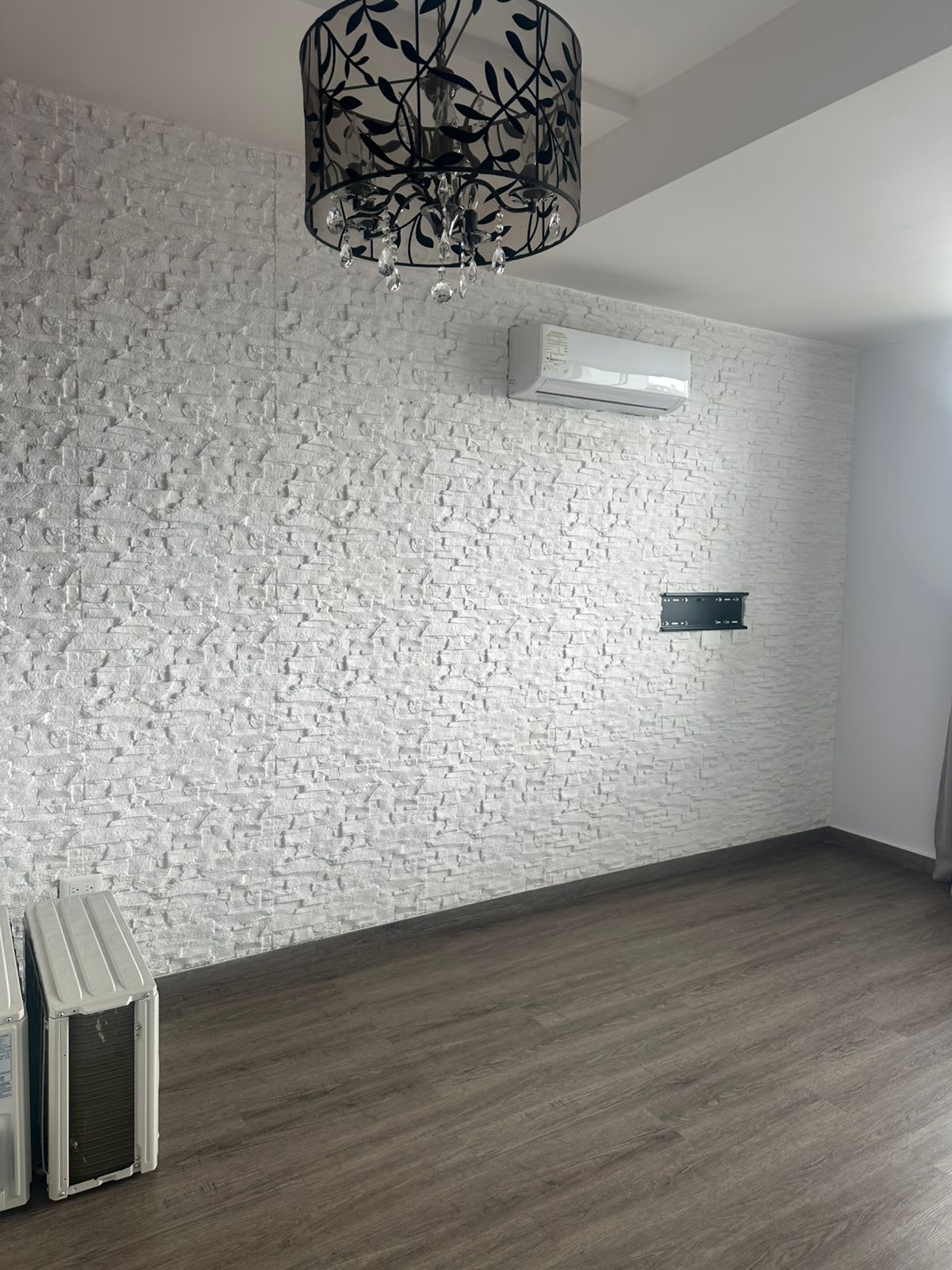 Se Vende Apartamento en Via España 5