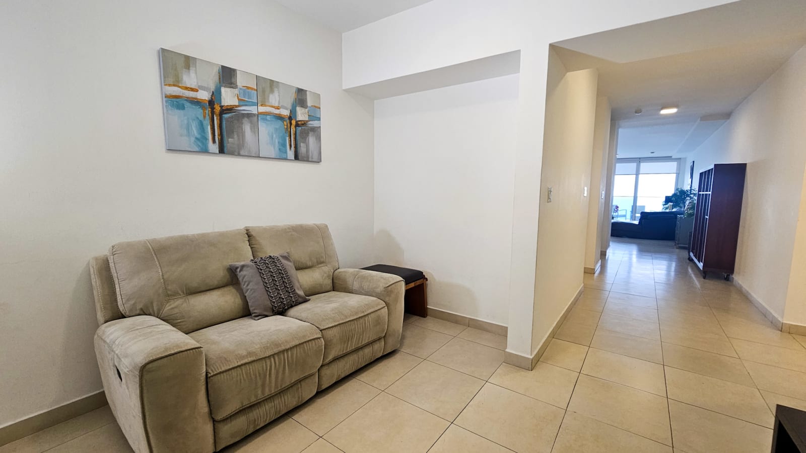 Se alquila apartamento PH Waters 4