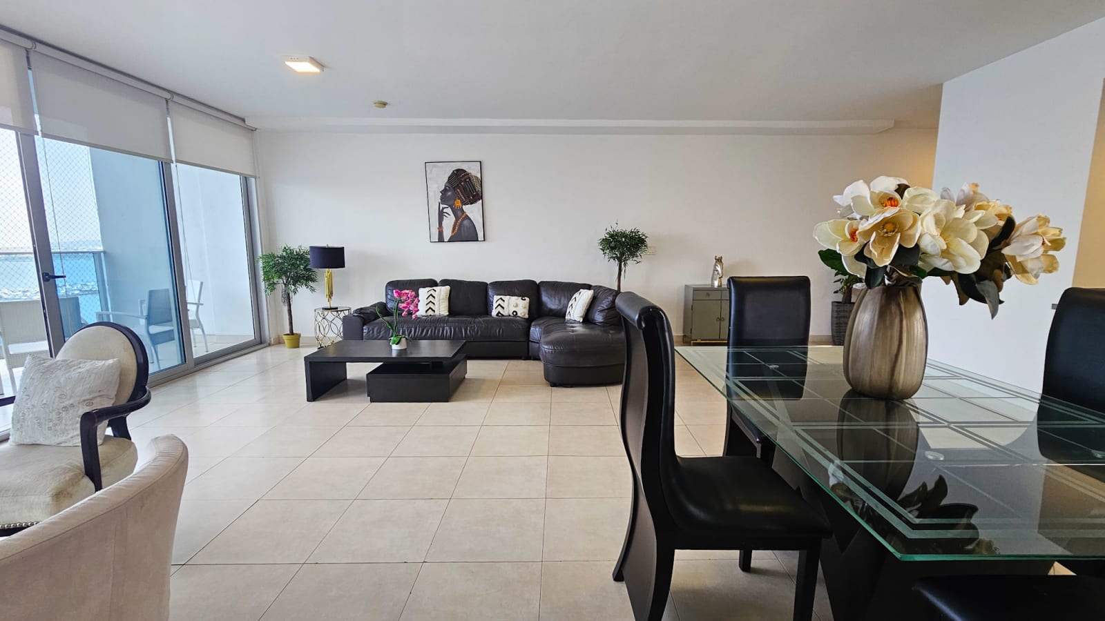 Se alquila apartamento PH Waters 3