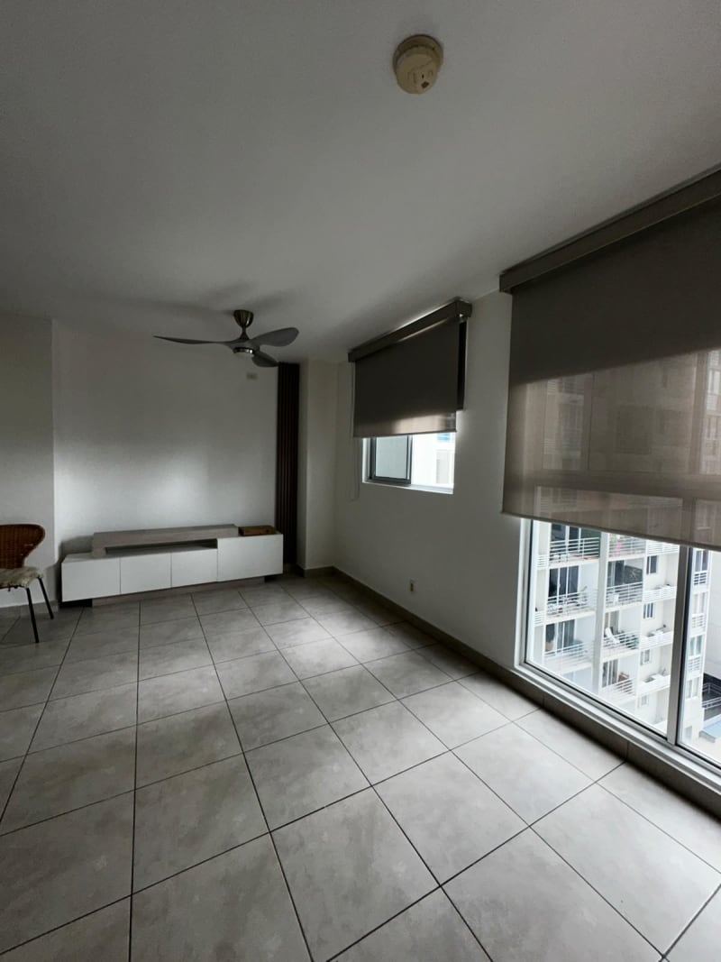 Alquiler apartamento P.h Gaudi Via España