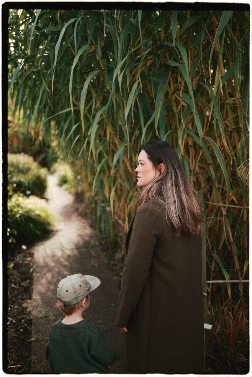 Joakim Hertze &mdash; Poserframes recreates the look of film scanned with borders &mdash; Documentation, image 21