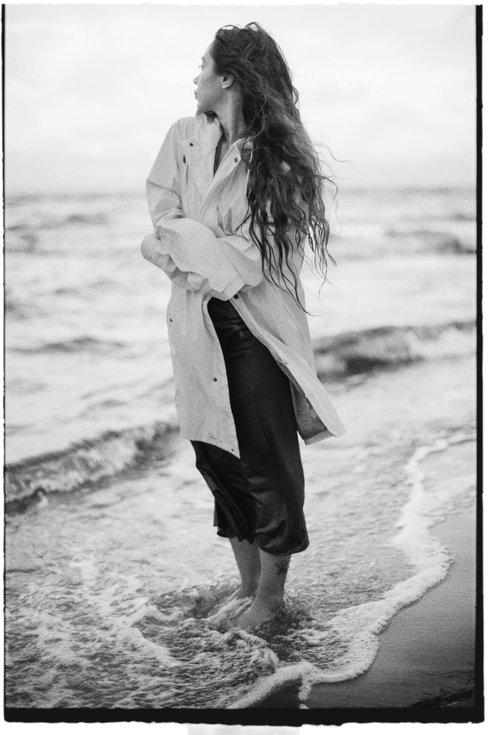 Joakim Hertze &mdash; Poserframes recreates the look of film scanned with borders &mdash; Documentation, image 41