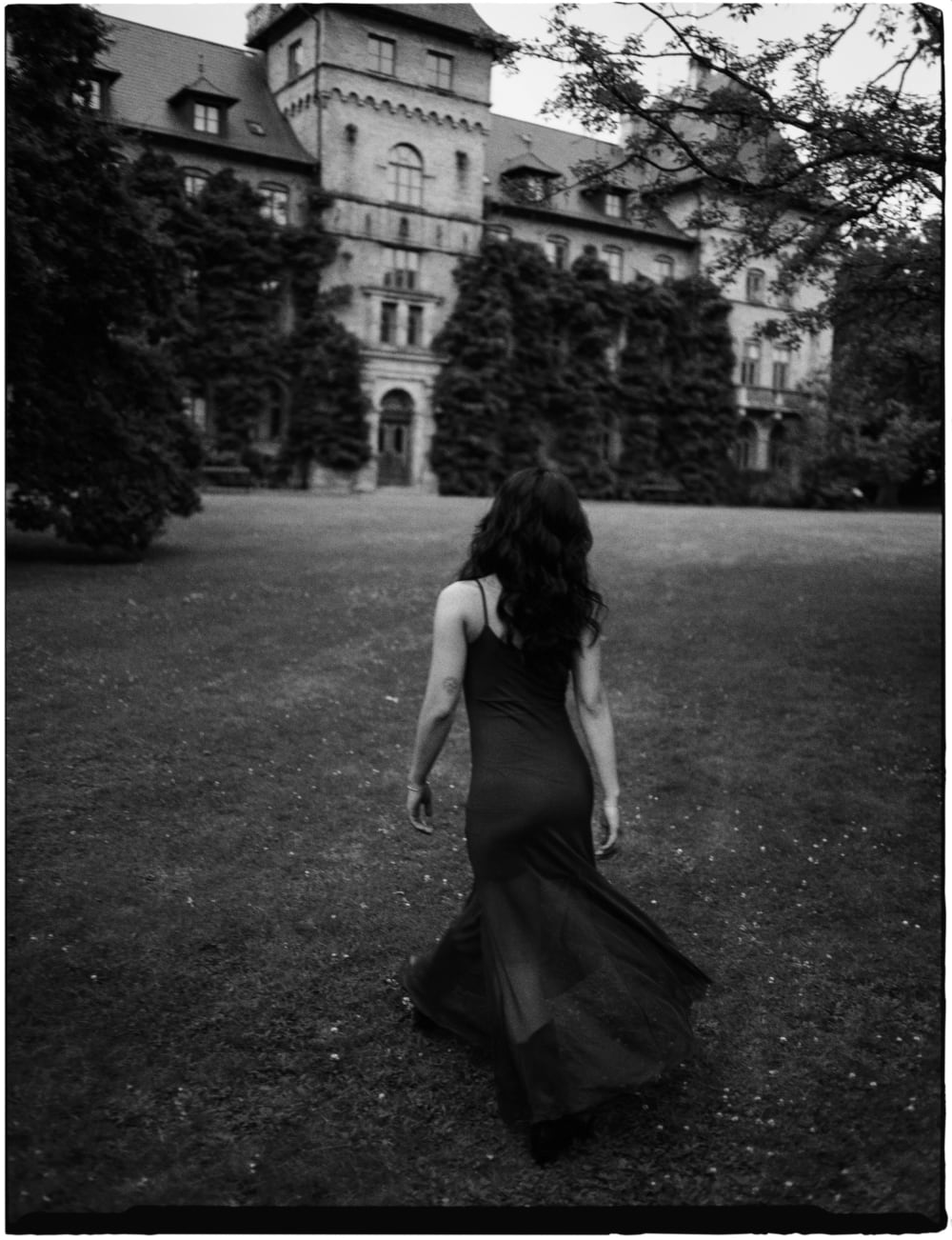 Joakim Hertze &mdash; Poserframes recreates the look of film scanned with borders &mdash; Documentation, image 63