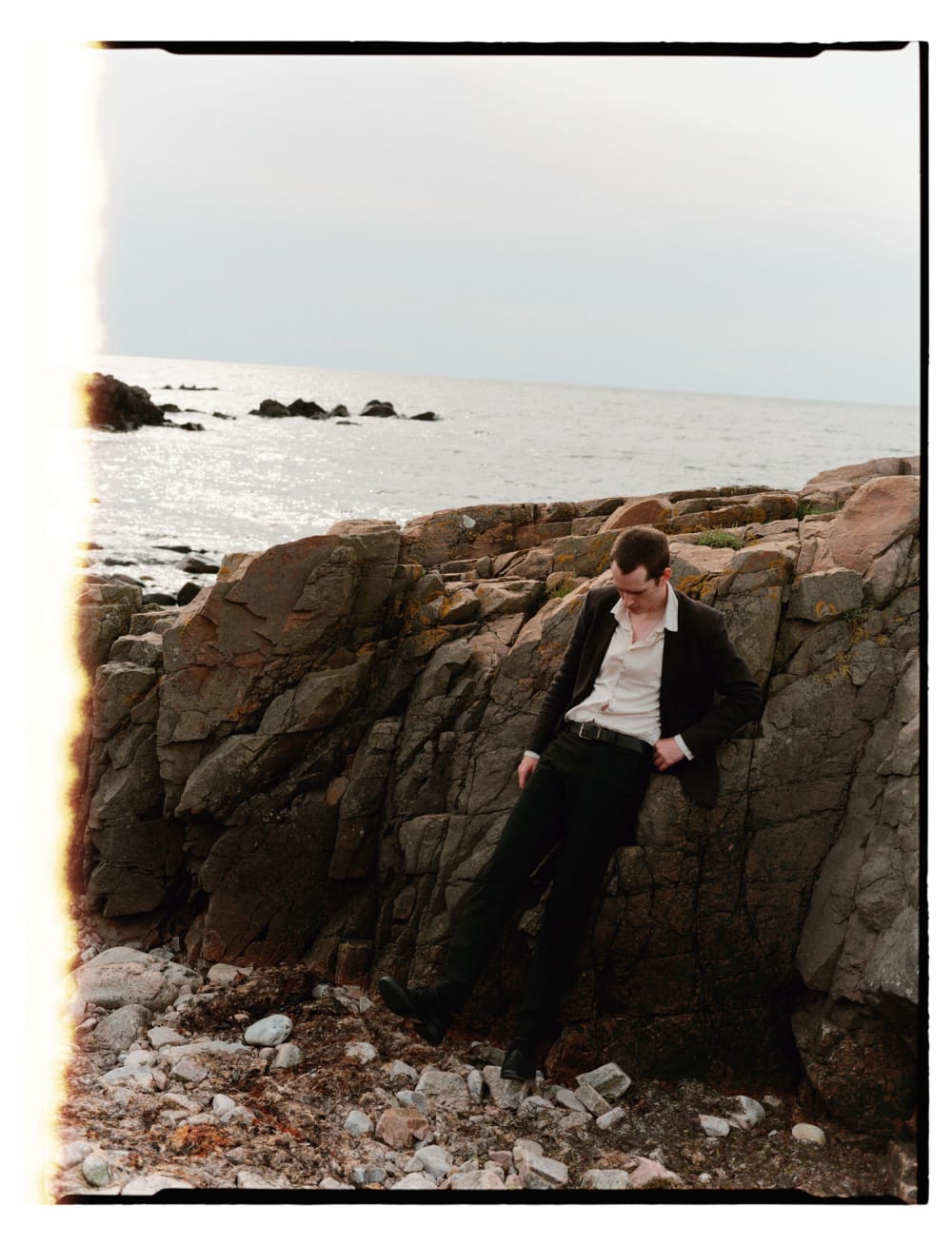 Joakim Hertze &mdash; Poserframes recreates the look of overscanned film for your digital photos &mdash; Introduction and presets, image 1