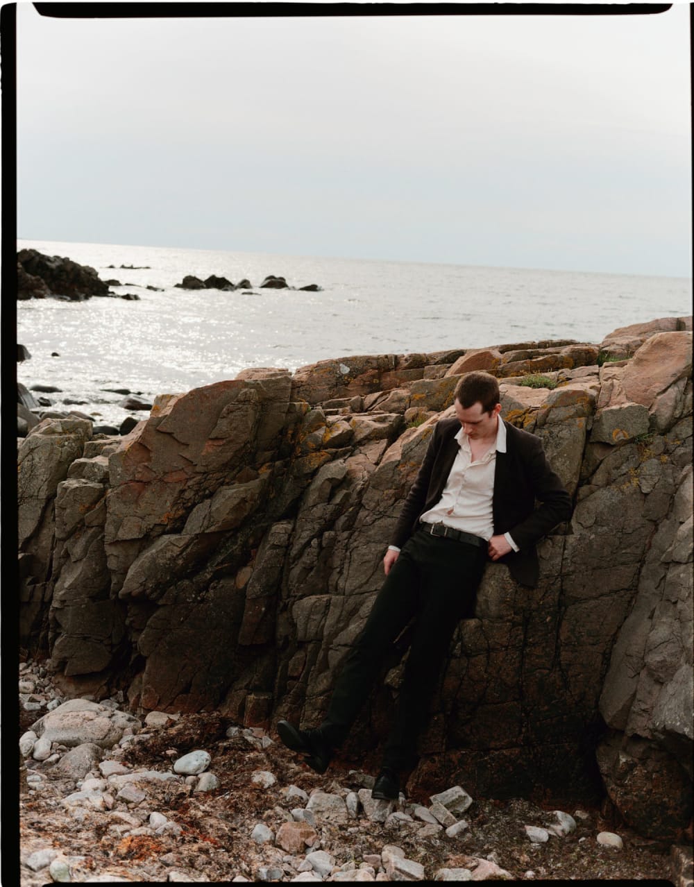 Joakim Hertze &mdash; Poserframes recreates the look of overscanned film for your digital photos &mdash; Introduction and presets, image 1