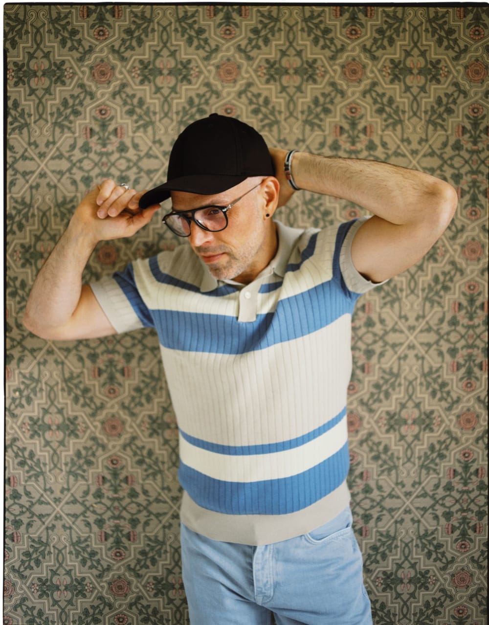 Joakim Hertze &mdash; Poserframes recreates the look of overscanned film for your digital photos &mdash; Introduction and presets, image 1