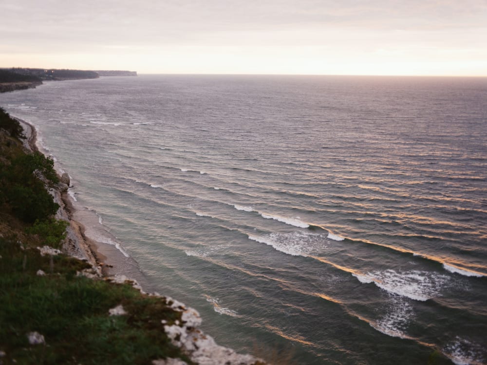 Joakim Hertze &mdash; Poserframes recreates the look of overscanned film for your digital photos &mdash; Get Wallflower, image 2