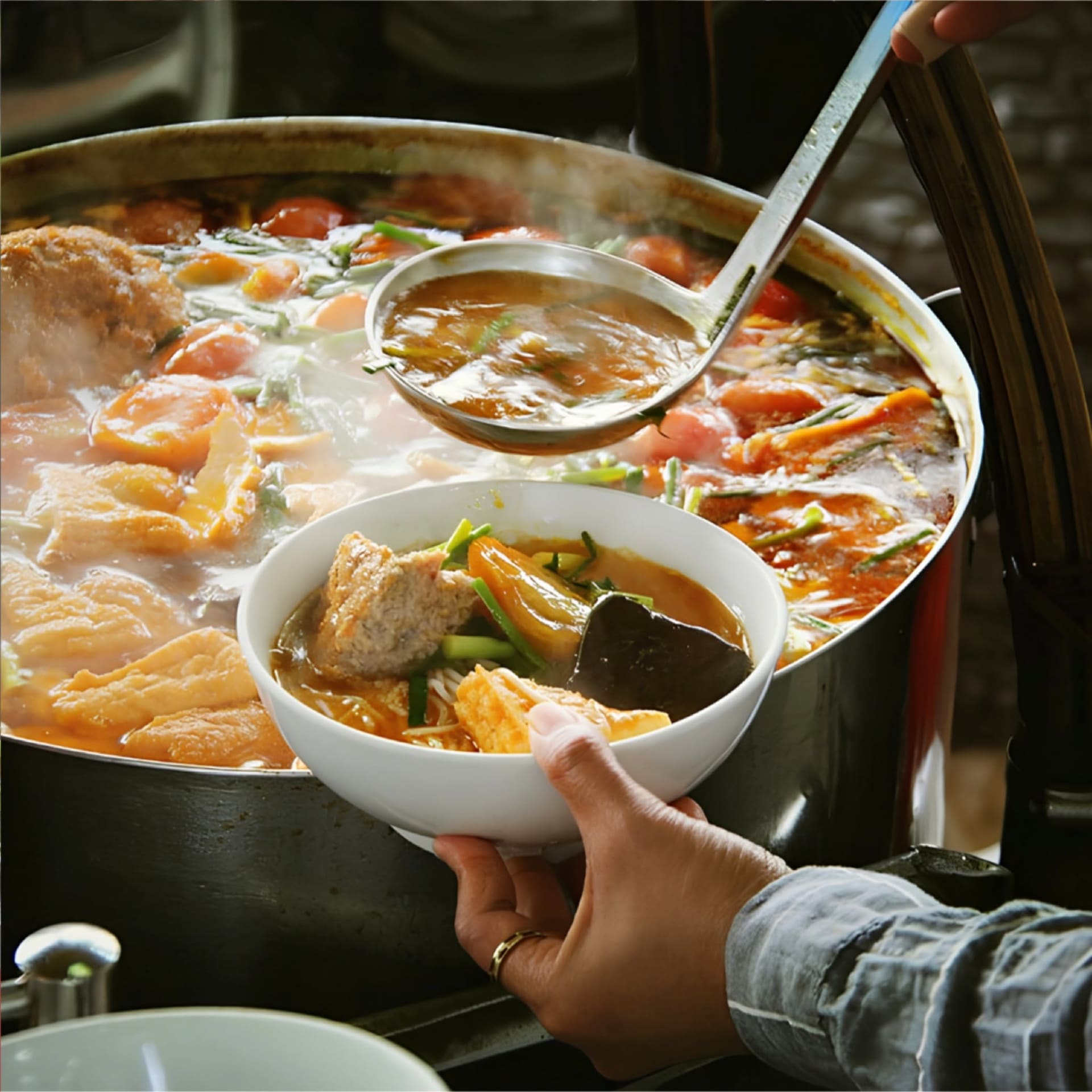 Bún Riêu Gánh – Món Ngon Sài Gòn Gần Nicecy