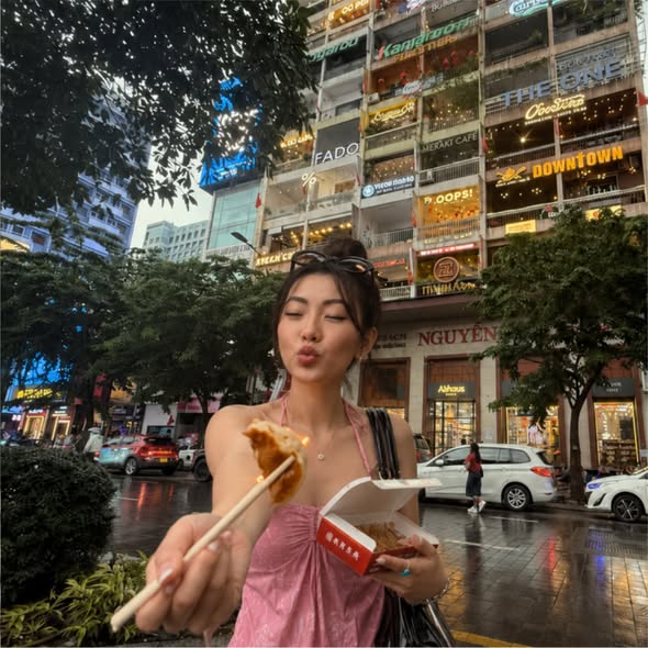 Cảnh biển mùa hè