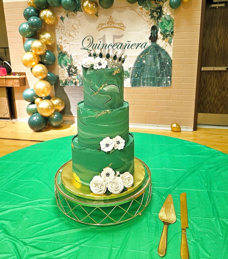 Payson wedding cake at Payson Memorial Park by Sweet E's Bakery