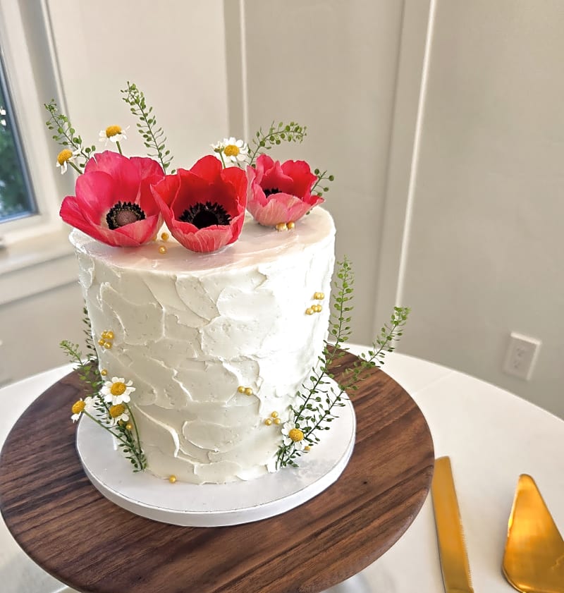 Wedding cake at River Bridge, Spanish Fork, by Sweet E's Bakery