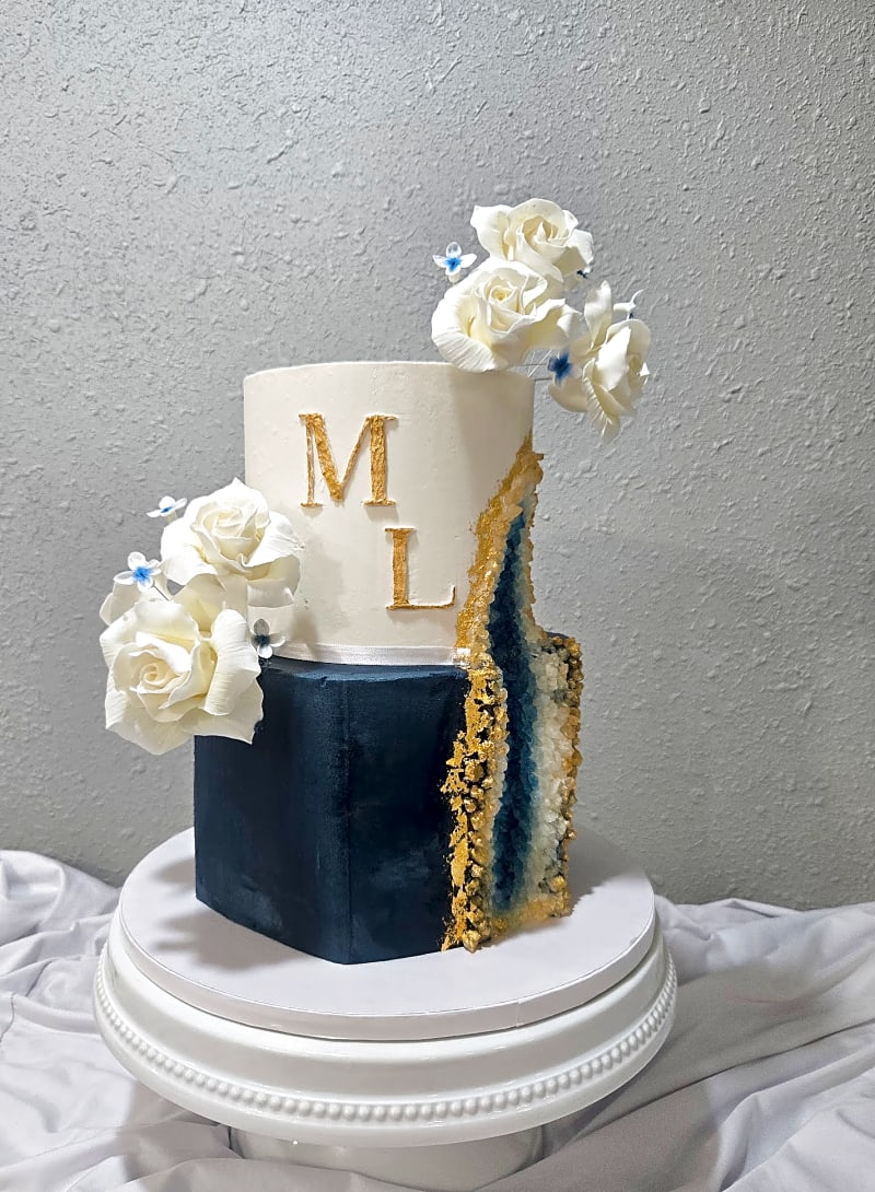 Mountain wedding cake at the Lodge at Blue Sky, Wanship, by Sweet E's