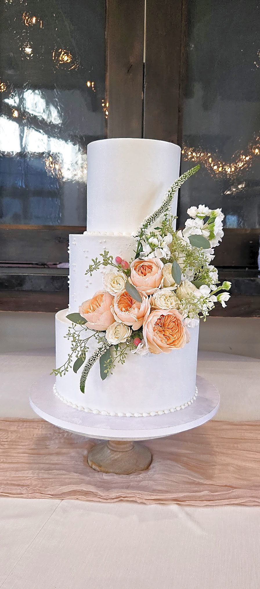 Utah Wedding Cake: Elegant Floral Design | Sweet E's