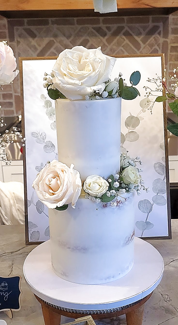 Semi Naked Wedding Cake, Rustic and Light | Sweet E's