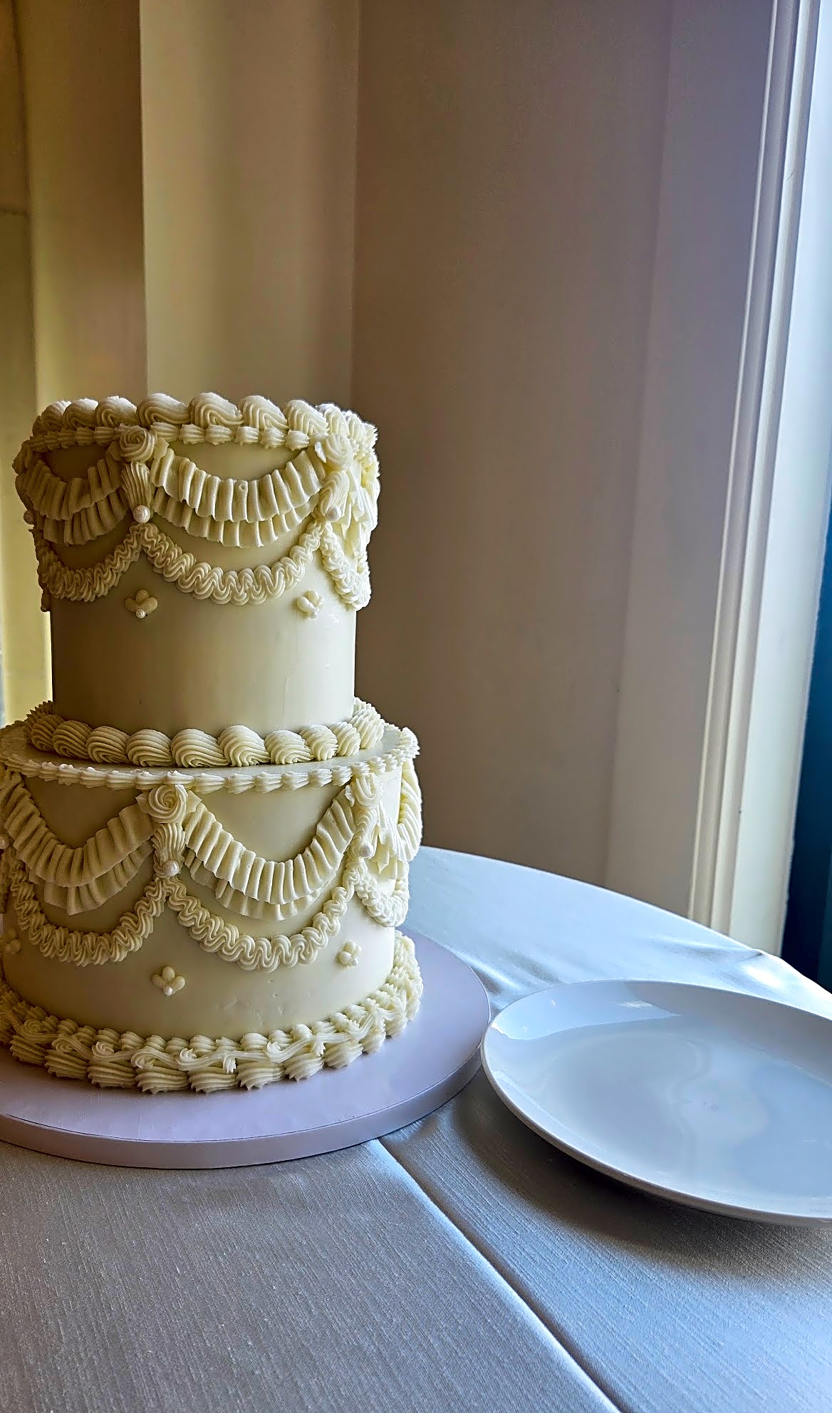 Siempre wedding cake with elegant buttercream piping | Sweet E's