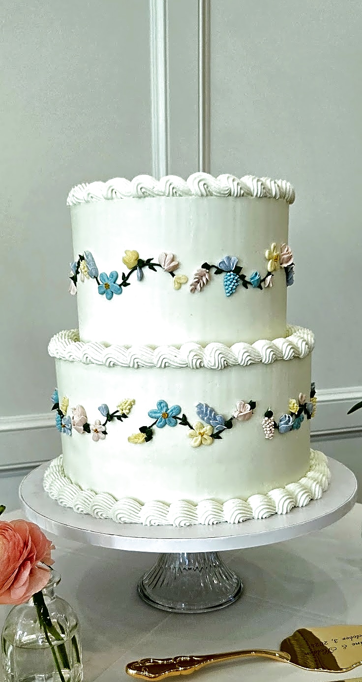 Utah Wedding Cake: Pastel Floral Elegance | Sweet E's