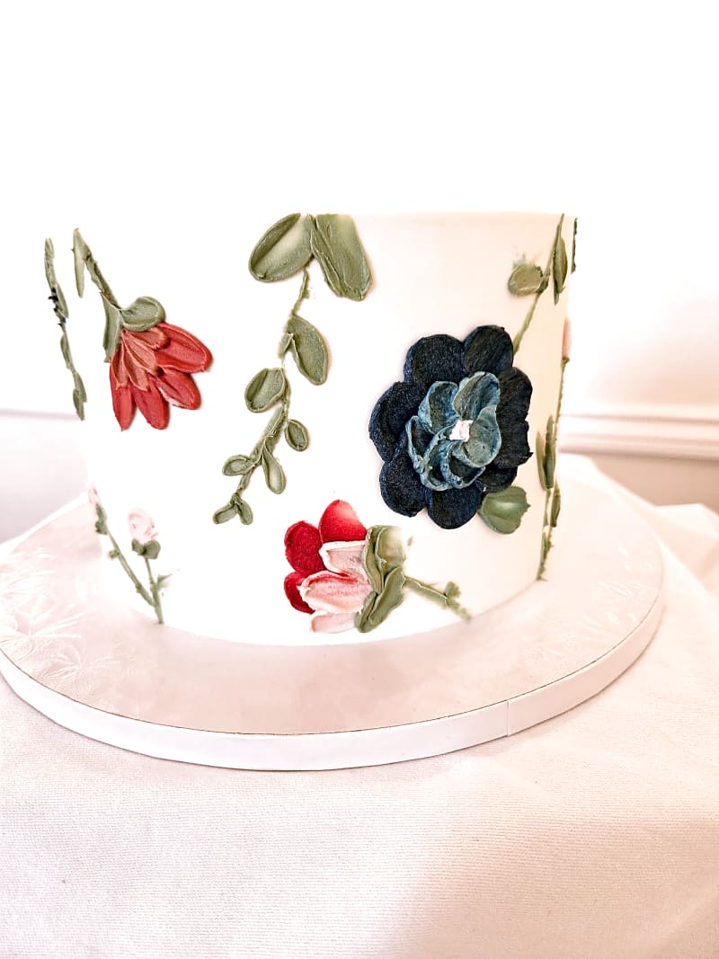 American Fork wedding cake at The 1903 Venue by Sweet E's Bakery