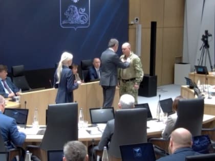 Вячеслав Гладков наградил представителей белгородской самообороны