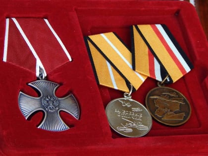 В честь героя СВО-выпускника НИУ «БелГУ» в Белгороде открыли мемориальную доску