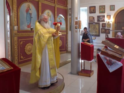 Божественная Литургия в храме великомученика Георгия Победоносца при ИК-4 города Алексеевка