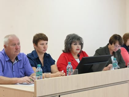 Обсуждение нового закона о местном самоуправлении в Чернянском районе
