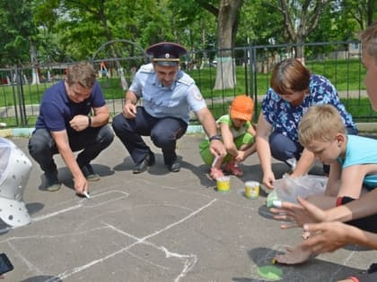 Юных валуйчан поздравили с Днём защиты детей