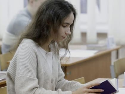 Вячеслав Гладков сообщил о решении выдавать дипломы отличия выпускникам 9-х классов из приграничья