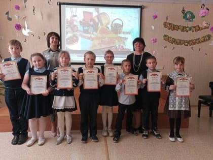 Выпускной учащихся отделения «Народное творчество» прошёл в музыкальной школе села Бобровы Дворы