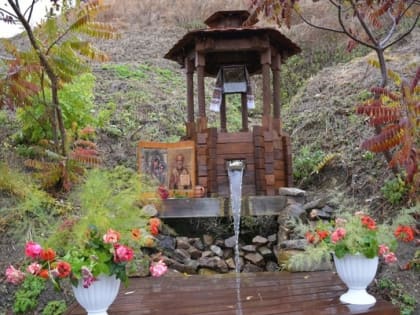 В селе Расховец состоялось освящение родника и зоны отдыха «Иванниковы корыта»