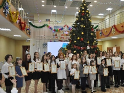 Более 100 молодых дарований получили благодарности главы администрации Ровеньского района