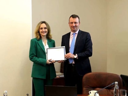 Главный врач Шебекинской больницы победила во Всероссийском фотоконкурсе «Медики на работе»