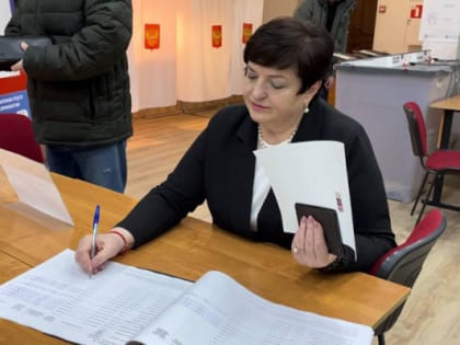 Депутаты областной Думы принимают участие в выборах Президента России