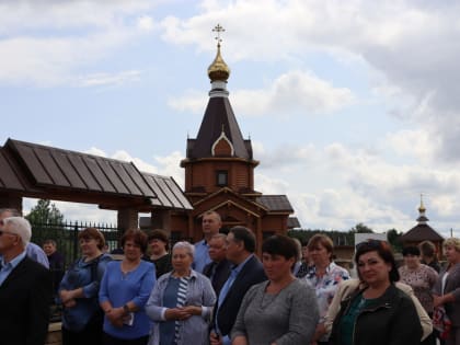 Храм Спаса Нерукотворного поселка Волоконовка посетила делегация глав управлений поселковых администраций Волоконовского района