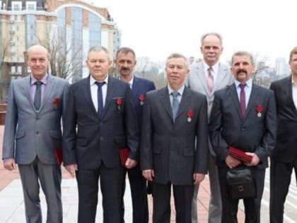 Семь сотрудников Лебединского ГОКа получили ордена «За заслуги перед Отечеством» II степени