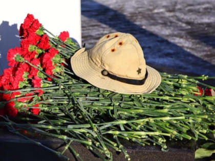 Губкинские полицейские обратились к жителям в годовщину вывода войск из Афганистана