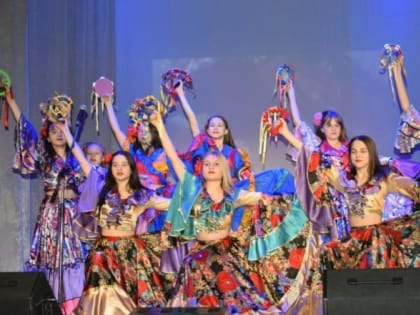 Праздничный концерт прошёл для женщин села Скородное губкинской территории