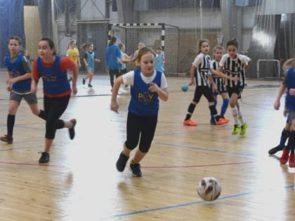 Футбольный фестиваль для девочек прошёл в Старом Осколе