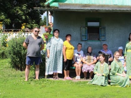 Творческий коллектив села Чуево выступил для жителей хуторов Муравка и Становое